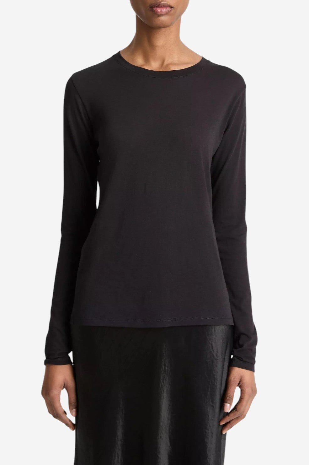 Essential Long Sleeve Crew Neck T-Shirt - Black - Image 4