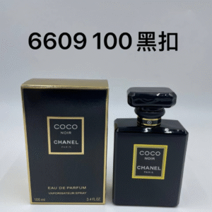 黑扣扣